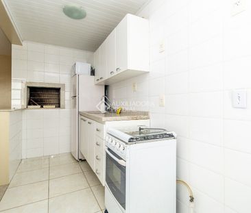 Apartamento com 2 quartos e 60m² para alugar em Passo da Areia, Por... - Photo 2