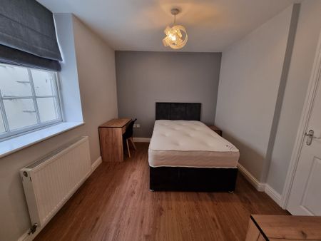 2 Bed Student Accommodation - Photo 4
