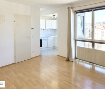 Wohnen über den Dächern mit beeindruckendem Ausblick - Photo 1