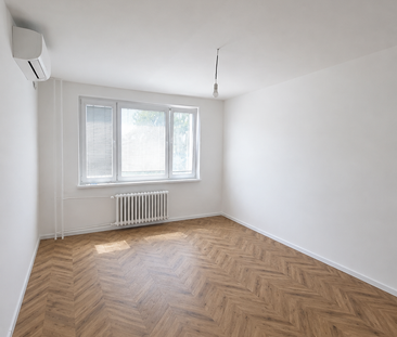 PRENÁJOM | Zrekonštruovaný 3-izbový byt s balkónom ( samostatné izb... - Photo 2