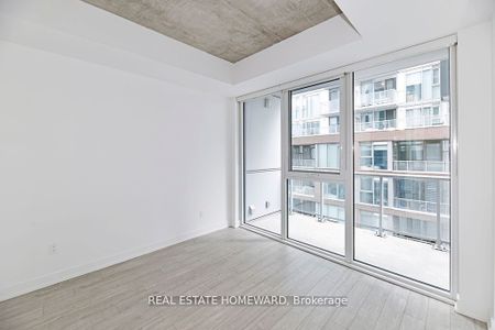 Riverside Square Lofts 15-45 , #601 - Photo 5