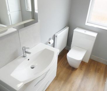 3 bedroom terraced house to rent - Photo 6
