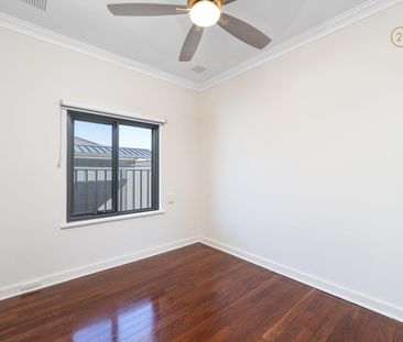 LOCATION COULDN'T BE ANY BETTER @ $780 per week - Photo 6