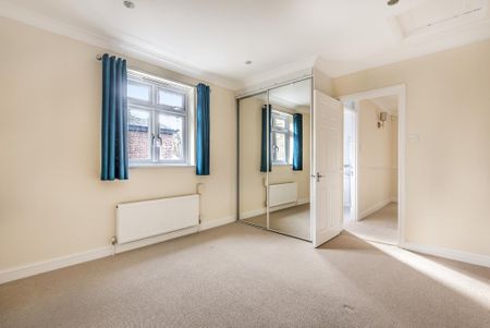 2 bedroom maisonette to rent - Photo 4