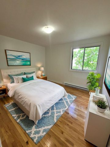 The Lawrence Quarters - Photo 3