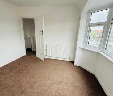 4 bedroom semi-detached house to rent - Photo 6