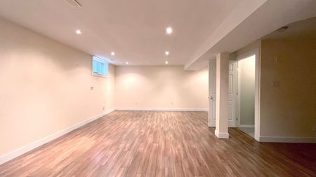 For Lease - 302 Wisteria Crescent, Hunt Club - Windsor Park Village and Area, Ontario - Photo 5