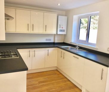 Long Rock, Penzance, TR20 - Photo 2