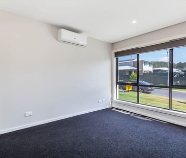 Brand New 4 Bedroom Duplex in Prime Wadalba Location - Photo 2