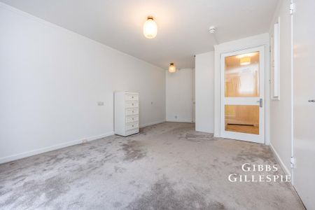 Studio to rent - Photo 3