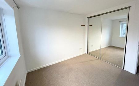 3 bedroom detached house to rent - Photo 4