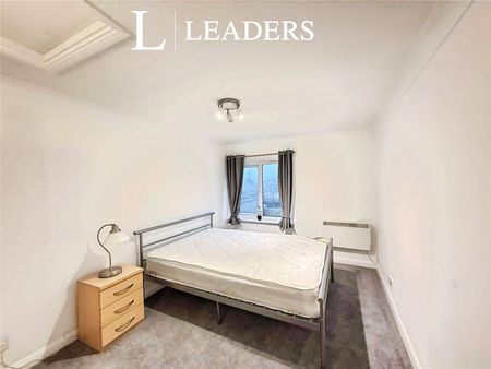 2 bedroom apartment to rent West Hill Place, Bournemouth, Dorset, BH2 - Photo 2