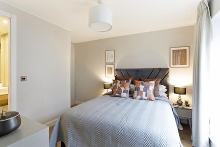 4 bedroom mews to rent - Photo 5
