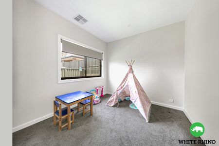 13 Bobac Street, Googong NSW 2620 - House For Rent | Domain - Photo 5