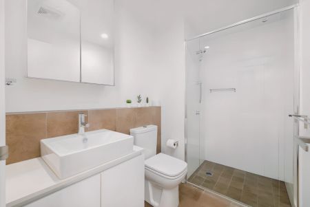 2 Bed 2 Bath Premium - Photo 5