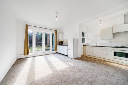 1 bedroom flat to rent - Photo 2
