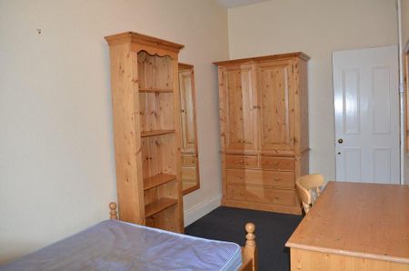 4 bedroom maisonette to rent - Photo 4