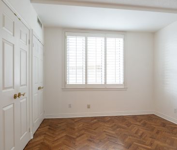 For Lease - 2289 Lakeshore Boulevard Unit# 129, Toronto, Ontario - Photo 5