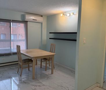 3470 Rue Simpson Montréal (Ville-Marie), QC H3G - Photo 1