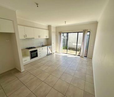 2 Bedroom Townhouse in the Ascot Estate - Photo 6