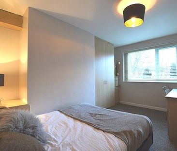 142 Otley Road, - Photo 2