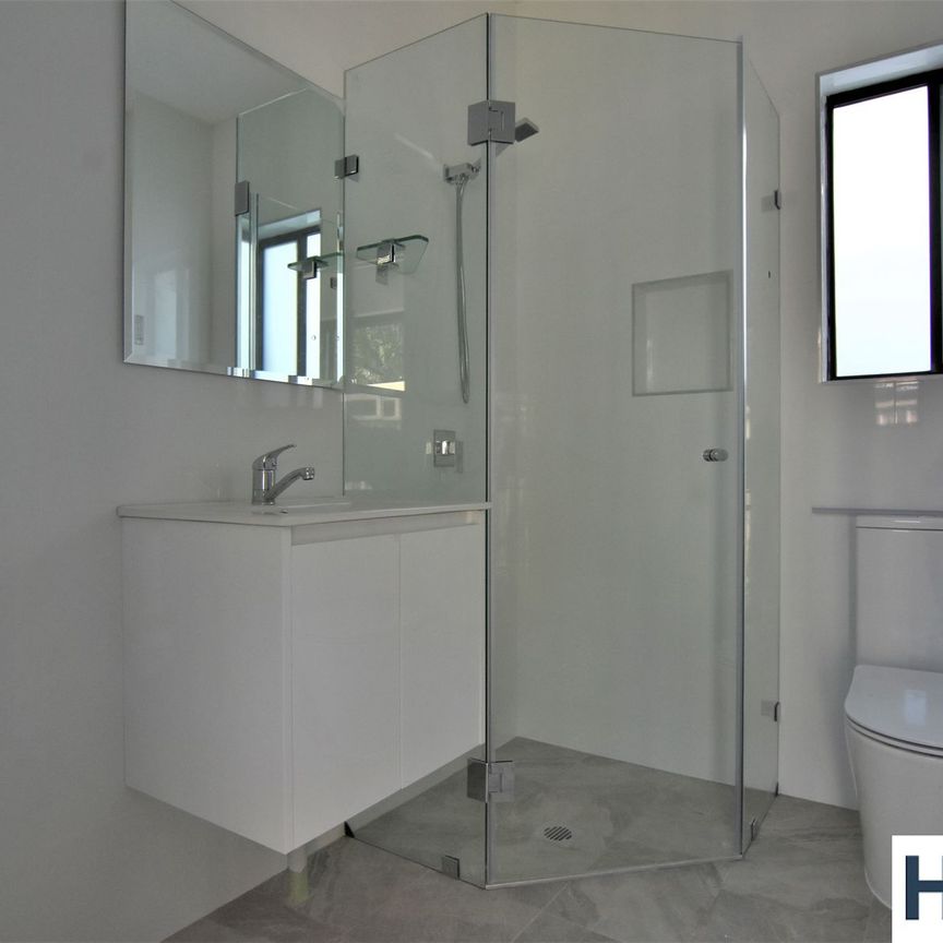 COZY AND MODERN 1 BEDROOM STUDIO - Photo 1