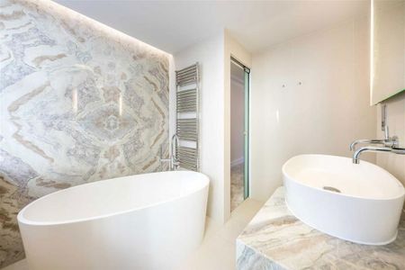 4 bedroom terraced house to rent - Photo 4