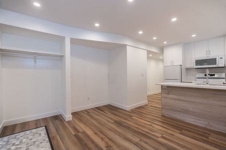 For Lease - 42 Sandford Avenue Unit# B, Toronto, Ontario - Photo 4