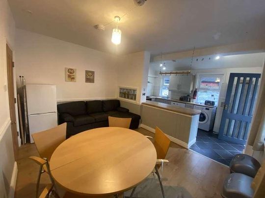 Ashbourne Road, Liverpool, L17 - Photo 1