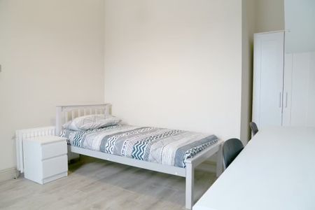 Royal Canal Terrace, Dublin - Photo 2