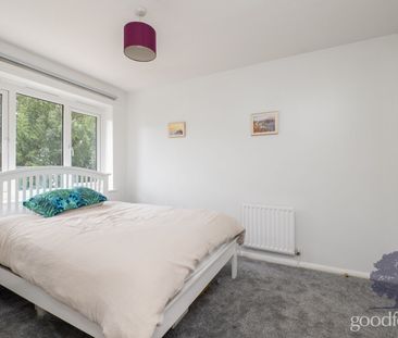 3 bedroom mid terraced house to rent, - Photo 4