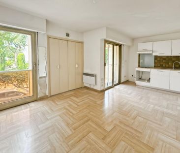 Location Appartement 1 pièce 24m² ANTIBES 06600 - Photo 1