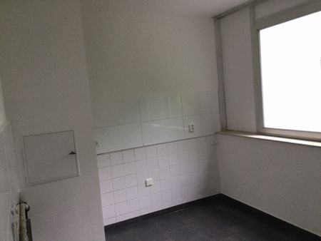 Demnächst frei! grosszügige 3-Zimmer-Wohnung in Kreuztal - Photo 2