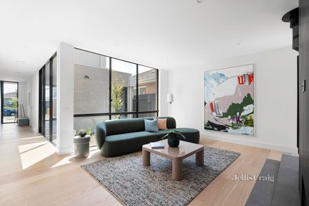 30B Catherine Road, Bentleigh East - Photo 2