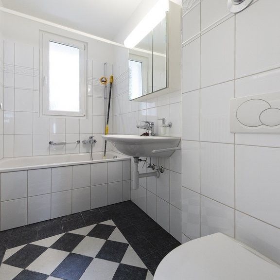 GEMÜTLICHES STUDIO AN GUTER LAGE ZU VERMIETEN - Photo 1