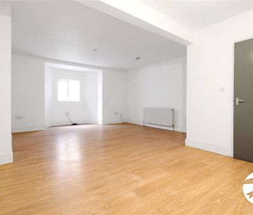 1 bedroom property to rent - Photo 2
