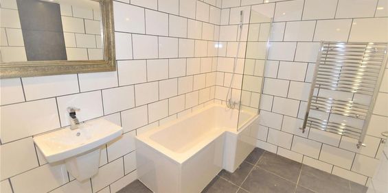 2 bedroom property to rent - Photo 3