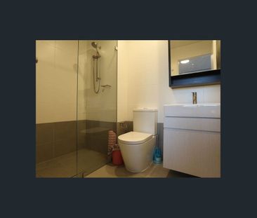 Furnished 2 bed apartment in great location - Photo 5