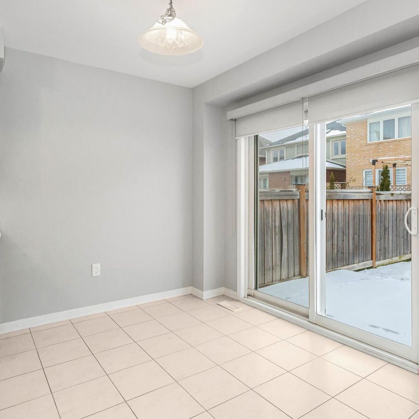 For Lease - 261 Gleave ( Upper Level) Terrace, Milton, Ontario - Photo 1