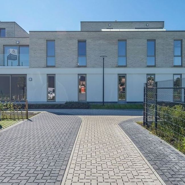 Appartement te huur in Sint-Niklaas voor € 975 met 2 slaapkamers - Photo 1