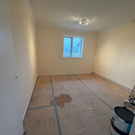 Elliott Road, March - Photo 3