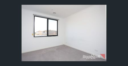 Modern & Spacious Living - Photo 4