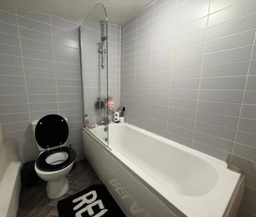 James Terrace, Hengoed - Photo 4