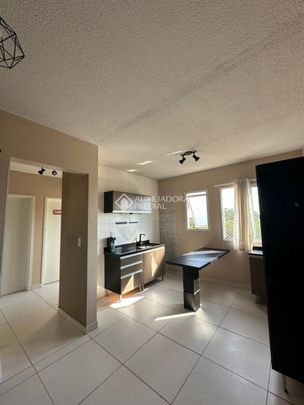 Apartamento com 2 quartos e 48m² para alugar em Jardim Betânia, Cachoeirinha. - Photo 1