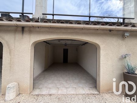 Appartement 5 pièces de 125 m² à Ventabren (13122) - Photo 2