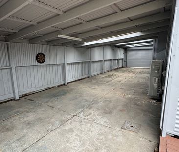 Beautifully Renovated - Photo 4