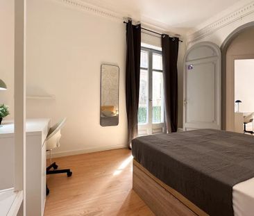 Carrer de Jonqueres, Barcelona, Catalonia 08003 - Photo 6