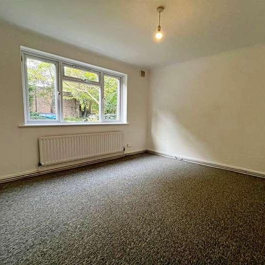 East Cliff, BH1 - Photo 1