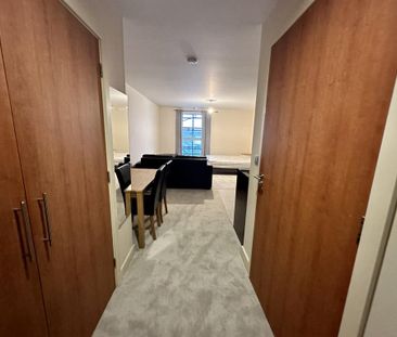 Studio to rent - Photo 6