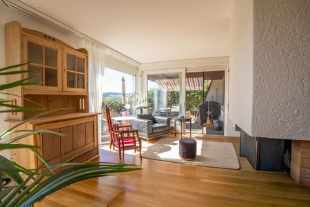 5.5-Zimmer-Wohnung - Eigentumsstandard - mit grossem Garten und schöner Aussicht - Photo 2